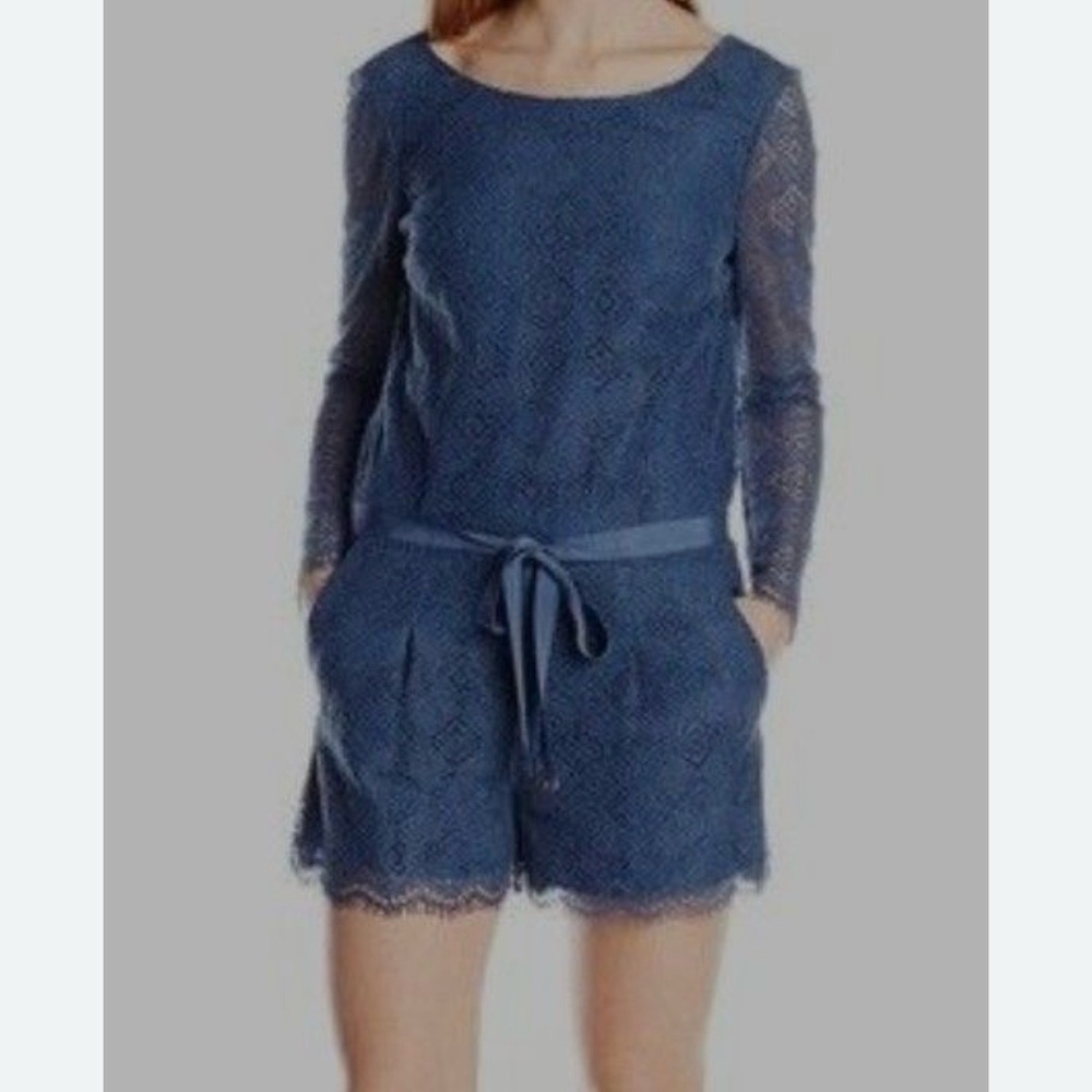 Juicy Couture Women’s Lace Romper Size 6 deep blue